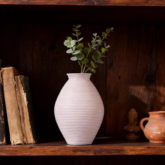 White Rustic Vase – 8.6" Farmhouse Vase for Table Centerpiece, Resin Vintage Vases for Pampas Grass, Farmhouse Decor for Dining Table, Entryway, Mantel or Living Room Shelf