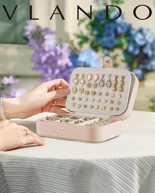 VLANDO Travel Jewelry Case, PU Leather Travel Jewelry Box with Earring Holder, Portable Display Mini Jewelry Case for Mothers Day Women Girls Gift - Nude Pink