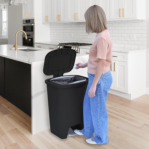 Glad 20 Gallon Trash Can with Clorox Odor Protection | Plastic Kitchen Waste Bin | Hands Free with Step On Foot Pedal and Garbage Bag Rings, Black