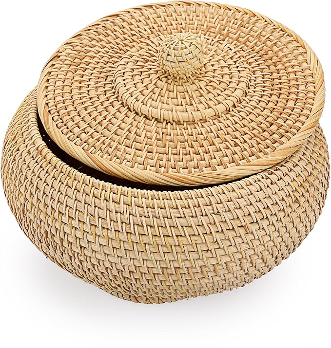 Hipiwe Round Rattan Basket Box with Lid Hand-Woven Wicker Basket Bin Tray Multi-Purpose Picnic Food Bread Storage Basket Decorative Box for Home Bathroom Shelf Organizing, Small
