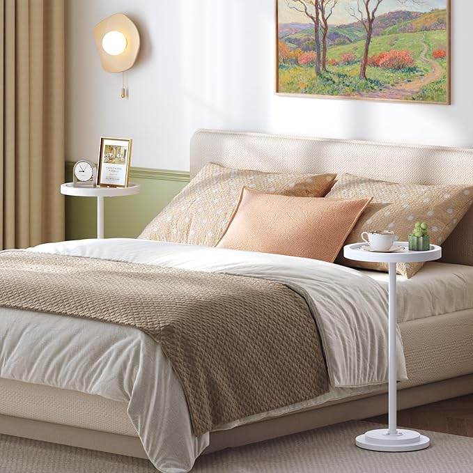 HOOBRO Small Round Side Table, Drink Table, Coffee Martini Table with Pedestal Accent for Small Spaces in Living Room, Bedroom, Sofa Couch, White WW168BZ01