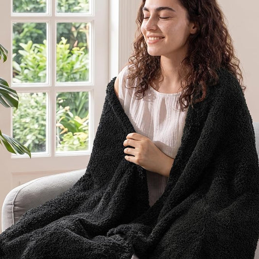 Exclusivo Mezcla Fleece Black Throw Blanket for Couch Sofa, Ultra Soft, Lightweight and Fluffy Blankets for Women, All Season, 50x60 Inches