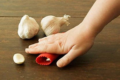 Cestari Silicone Garlic Peeler Roller Tube – Effortless Garlic Skin Remover for Home Cooks & Chefs – BPA-Free, Odor-Resistant, Dishwasher Safe Kitchen Tool – Fast, Mess-Free Prep – Red