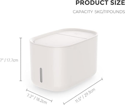 Zuutii Rice Storage Container, Dry Food Storage Bin, Pet Dog Cat Food Dispenser, 6.9Qt Large Storage Bin with Lid & Measuring Cup, Airtight Silicone Sealed & Moisture Proof, for Grain Cereal Soybean