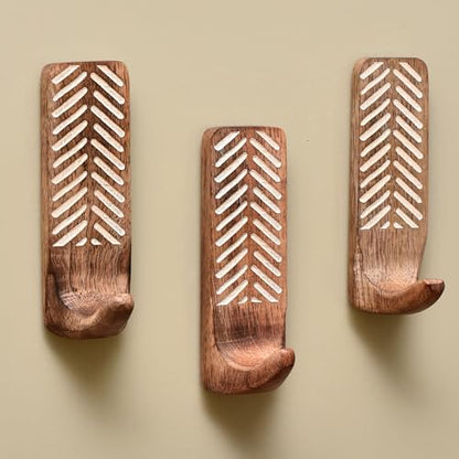 Indian Shelf Boho Decorative Wood Adhesive Wall Hooks for Hanging Coats, Keys, Leash, Hat, Towel Holder, Cute Sticky Key Holder, Brown & White Western Wall Décor (12 Hooks 24 Strips)