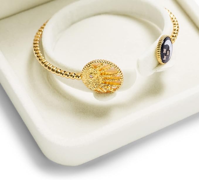 Oirlv Velvet Bracelet Gift Boxes White Bangle Display Jewelry Box