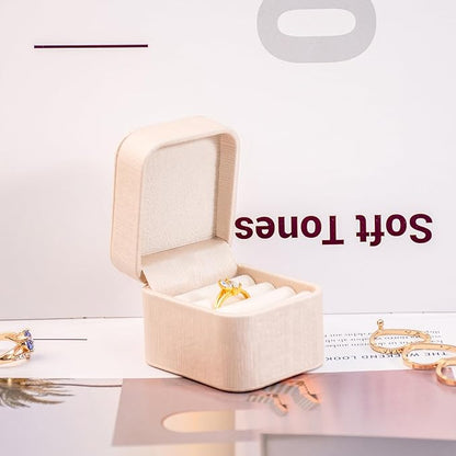 SANQIANWAN PU Leather Wedding Ring Box Jewelry Case for Proposal Engagement Ring Box Jewelry Display Box Gift Box for Birthday and Anniversary (Pearl White-B)