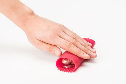 Zyliss Garlic Peeler - Silicone Garlic Peeler Tube Roller for Easy Garlic Skin Removal - Dishwasher Safe - Perfect for Gift & Essential Kitchen Gadgets - Red