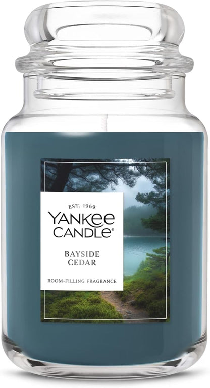 Yankee Candle Bayside Cedar, Scented Candle, 22oz Large Jar with up to 150 Hour Burn Time, Giftable
