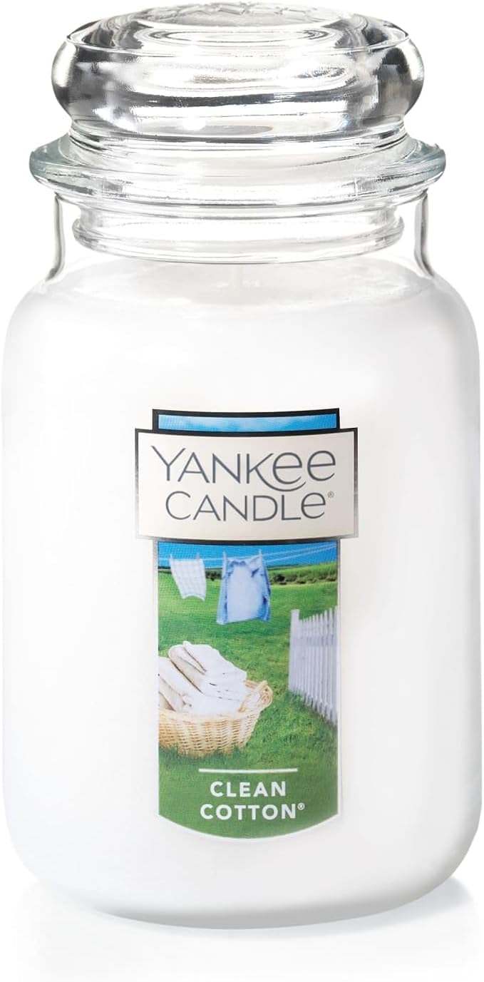 Yankee Candle Clean Cotton Scented, Large 22oz Jar Candle with Premium Paraffin-Grade Wax, Long Burn Time, Ideal for Gifts and Home Decor