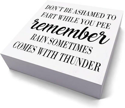 HTBIG Funny Bathroom Decor Desk Decor Wooden Box Sign Rustic White Wood White Plaque Box Sign for Home Farmhouse Bar Toilet Washroom Shelf Table Decoration Don't be Ashamed to Fart While Peeing Sign