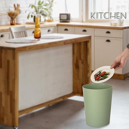 UUJOLY Small Trash Can Wastebasket Garbage Can Container Bins for Bathrooms, Laundry Room, Kitchens, Offices, Kids Rooms, Dorms (Mint Green)