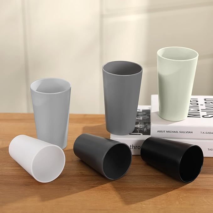 HEYCOME 24 Pcs Unbreakable Plastic Cups Set, 20 oz Reusable Plastic Cups, Stackable Water Tumblers, Drinking Cup for Kitchen, Outdoor, BPA-free, Dishwasher Refrigerator and Microwave Safe, White