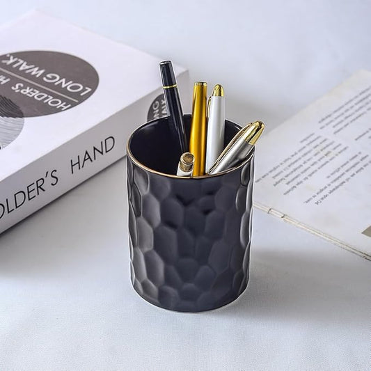 Ceramic Aesthetic Pen Holder for Desk Cute Pencil Holder Cup Pot Desk Organizer for Men Women Makeup Brush Holder Toothbrush Holder (Black)