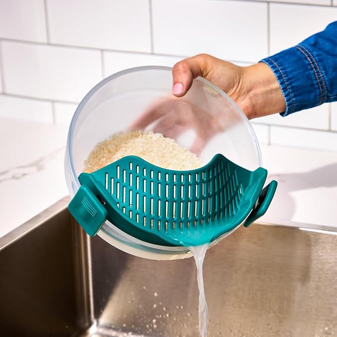 Anyday Silicone Clip On Strainer for Pots and Pans & Glass Dishes | Pot Strainer Silicone, Universal Clip On Pasta Strainer for Meat, Rice, & Vegetables (Black Sesame)