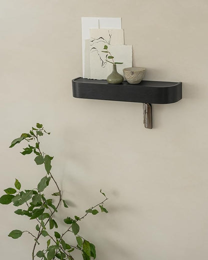 Kazai. Key Holder 'Toke' | Minimalist Key Hook Design from Berlin | Modern Key Holder Wall Mount with Wooden Shelf | Key Rack for Wall as Entryway Organizer | Oak, Black