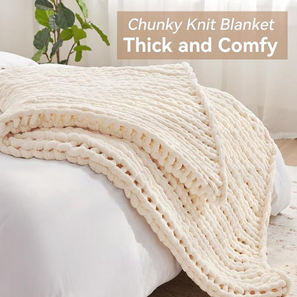Negwoo Chunky Knit Throw Blanket, 40''*50'' Knitted Throw Chenille Yarn for Bed Couch, Handmade Cream Crochet Big Thick Blanket, Machine Washable Cute Comfy Blanket for Home Decor