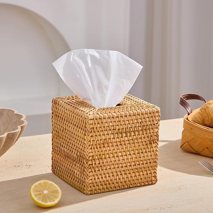 Hand-Woven Rattan Tissue Box Cover, Square Wicker Tissue Holder, Natural Woven Facial Napkin Holder
