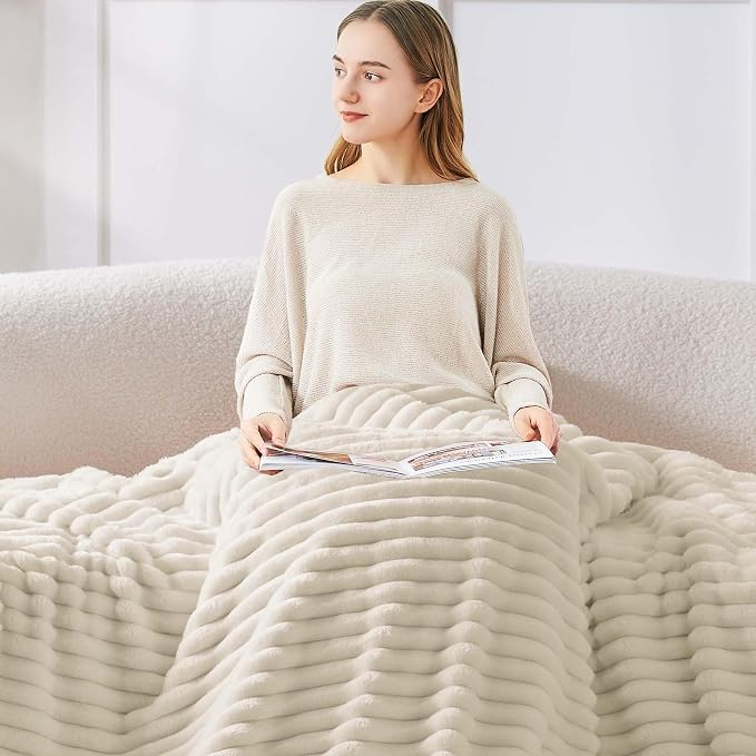 BEDELITE Twin Blanket for Couch & Bed, 300GSM Soft & Warm Fleece Blanket, Decorative and Giftable Striped Beige Blankets for Women, Men, 60"x80"