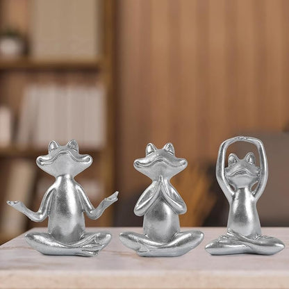 Suoedd Silver Frog Figurines Yoga Decor Set of 3 –Frog Yoga Statues for Modern Living Room Table Office Bookshelf Shelves Home Sculptures Decor, for Mom Dad Women