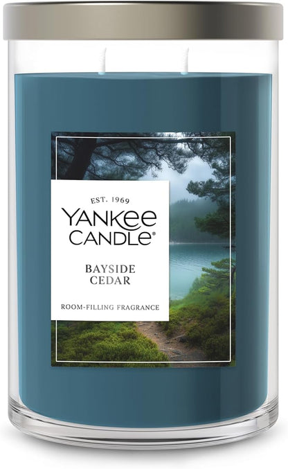 Yankee Candle Large Tumbler Scented Candle with up to 80 Hour Burn Time, Premium Plant Wax Blend for Consistent Burn, 20 oz Tumbler Candle with Room Filling Fragrance, Bayside Cedar