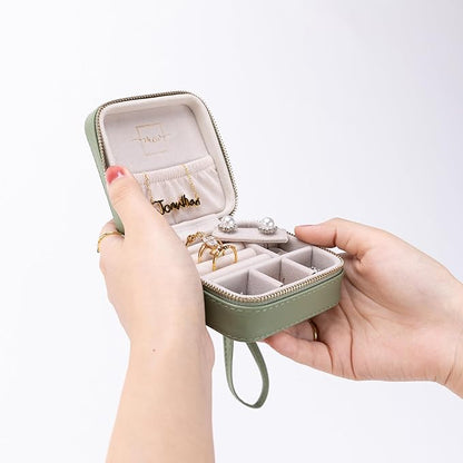 Angelina's Palace Personalized Jewelry Case with Name Engraved,Custom Leather Travel Jewelry Organizer Box for Rings,Earrings,Necklaces,Birthday Bridesmaid Gift For Women