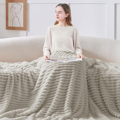 BEDELITE Twin Blanket for Couch & Bed, 300GSM Soft & Warm Fleece Blanket, Decorative and Giftable Striped Light Grey Blankets for Women, Men, 60"x80"