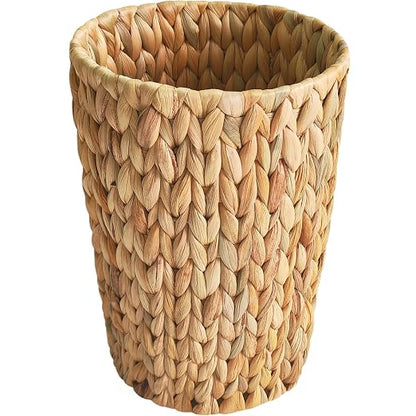 2 Gallon Wicker Trash Can, Woven Water Hyacinth Wicker Waste Basket for Bathroom, Small Trash Can for Bedroom, Round Garbage Can for Boho Decor Bedroom Bathroom