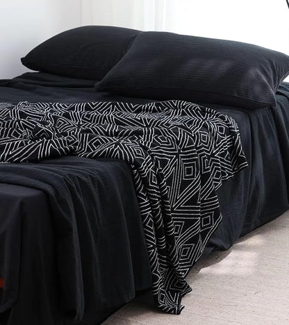 Black and White Throw Blankets Queen Size, Knitted Modern Patterned Throw Blanket, Soft Lightweight Woven Throw Blanket for Sofa Couch Bed and Living Room, Black&White (60x80 Inch)