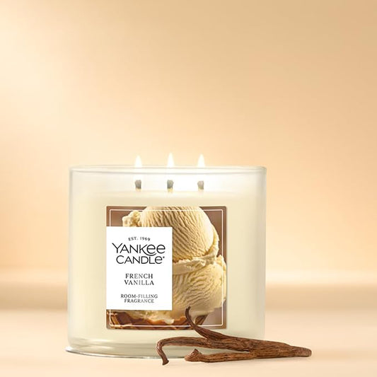 Yankee Candle French Vanilla, Fall Scented Candle, 14.5oz 3-Wick Candle Jar with up to 40 Hours Burn Time