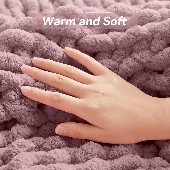 Negwoo Chunky Knit Throw Blanket, 30''*40'' Knitted Throw Chenille Yarn for Bed Couch, Handmade Muted Pink Crochet Big Thick Blanket, Machine Washable Cute Comfy Blanket for Home Decor