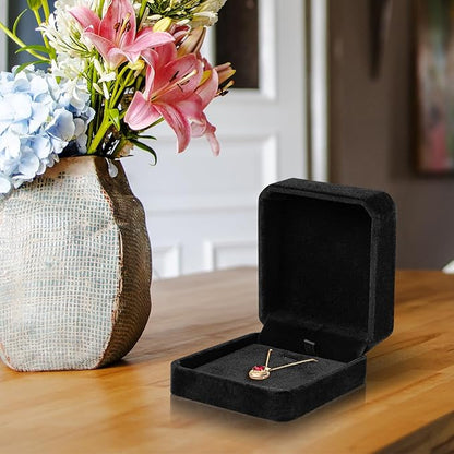 Lamoutor 8Pcs Velvet Necklace Pendant Gift Box Jewelry Gift Box (Black)