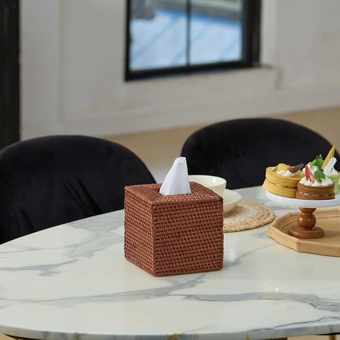 Square Rattan Tissue Box Cover, Hand Woven Wicker Tissue Holder, 5.5 x 5.5 X 5.7 inches, Honey Brown