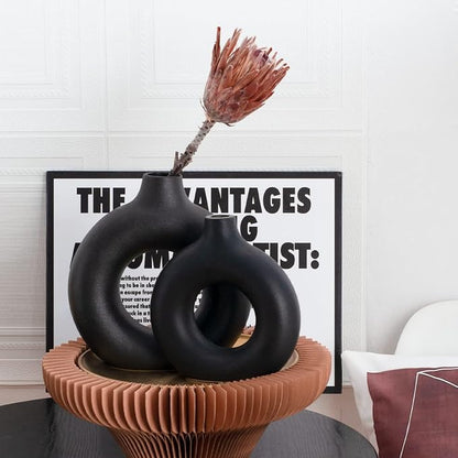 Black Ceramic Donut Vase Set of 2, Big Hollow Round Matte Pampas Flower Vases for Boho Home Wedding Party Room Dinner Table Shelf Decor.