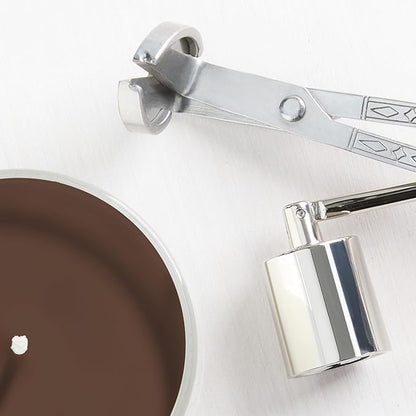 Yankee Candle Large Tumbler Scented Candle with up to 80 Hour Burn Time, Premium Plant Wax Blend for Consistent Burn, 20 oz Tumbler Candle with Room Filling Fragrance, Chocolate Layer Cake