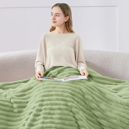 BEDELITE Twin Blanket for Couch & Bed, 300GSM Soft & Warm Fleece Blanket, Decorative and Giftable Striped Sage Green Blankets for Women, Men, 60"x80"