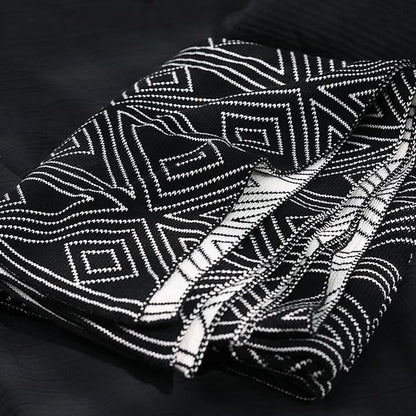 Black and White Throw Blankets, Knitted Modern Patterned Throw Blanket, Soft Lightweight Woven Throw Blanket for Sofa Couch Bed and Living Room, Black&White (50x70 Inch)