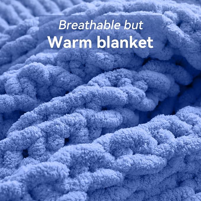 Negwoo Chunky Knit Throw Blanket, 30''*40'' Knitted Throw Chenille Yarn for Bed Couch, Handmade Light Blue Crochet Big Thick Blanket, Machine Washable Cute Comfy Blanket for Home Decor