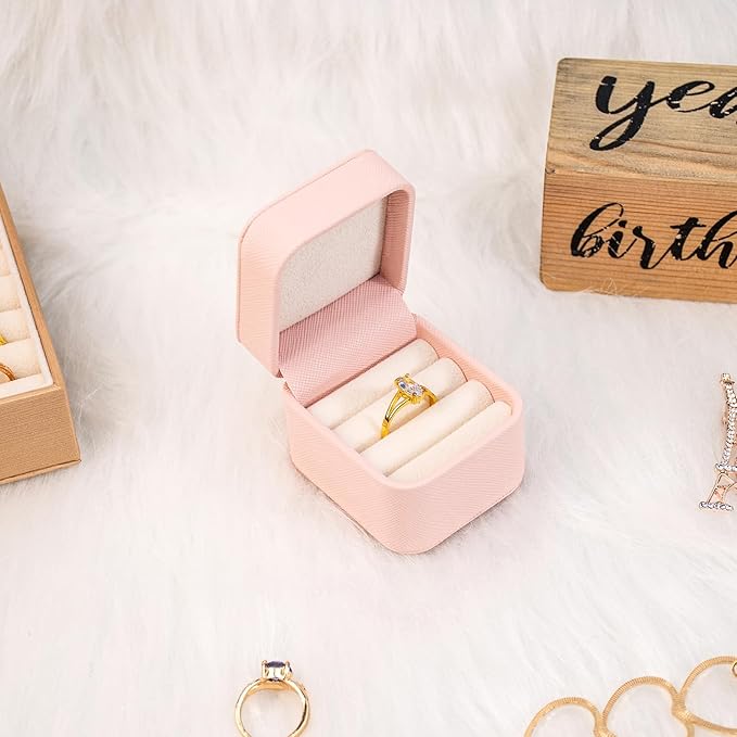 SANQIANWAN PU Leather Wedding Ring Box Jewelry Case for Proposal Engagement Ring Box Jewelry Display Box Gift Box for Birthday and Anniversary (Light Pink-B)