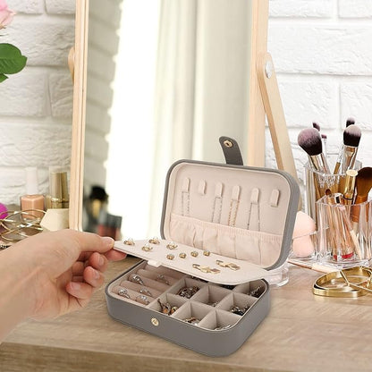 Jewelry Organizer, Small Jewelry Box Mini Jewelry Travel Case Storage and Organizer Portable Jewelry Storage Box/GRAY