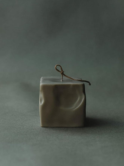 LAWA Raw Block Candle - Beautiful Handmade Pillar Scented Soy Wax Elegant Aesthetic Candle Housewarming Gift Home Room Shelf Decor Idea (Earthy Green, Small)