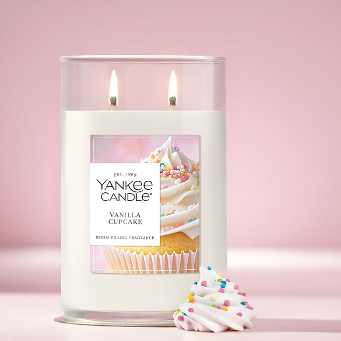Yankee Candle Large Tumbler Scented Candle with up to 80 Hour Burn Time, Premium Plant Wax Blend for Consistent Burn, 20 oz Tumbler Candle with Room Filling Fragrance, Vanilla Cupcake