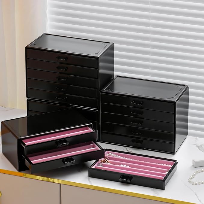 YUFONG Necklace Holder Organizer, Dustproof Necklace Box Velvet Necklace Organizer Box with Lid Clear Acrylic Dustproof Stackable Jewelry Displays for Necklaces Chain Display (Black Pink, 3 Drawer)