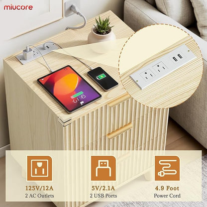 Fluted nightstands Set of 2, 20 inch Modern Nightstand with Charging Station Wood Bedside End Table with 3 Large Storage Drawers, Tall Side Table for Bedroom Sofa Office Oak Natural