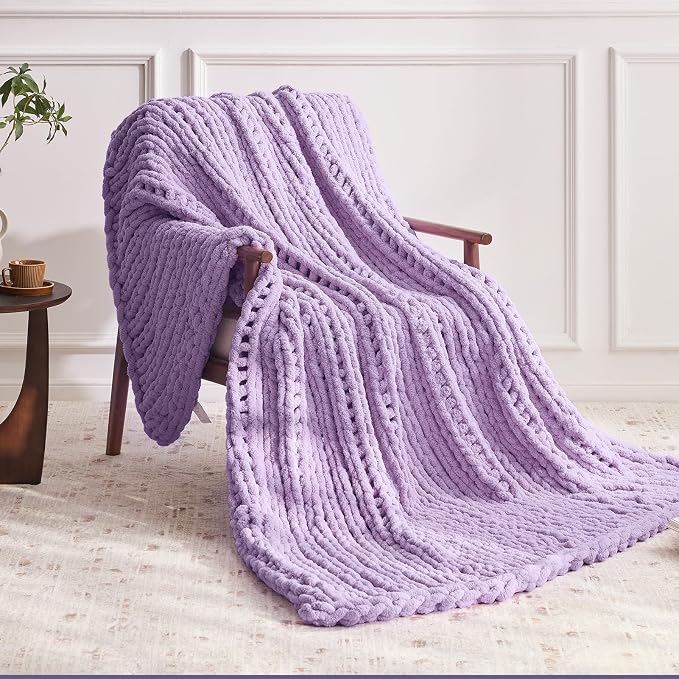 Negwoo Chunky Knit Throw Blanket, 30''*40'' Knitted Throw Chenille Yarn for Bed Couch, Handmade Light Purple Crochet Big Thick Blanket, Machine Washable Cute Comfy Blanket for Home Decor