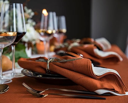 Solino Home Linen Napkins Set of 4 - Classic Hemstitch 100% Pure Linen Cinnamon Dinner Napkins Cloth 20 x 20 Inch for Winter - Handcrafted and Machine Washable