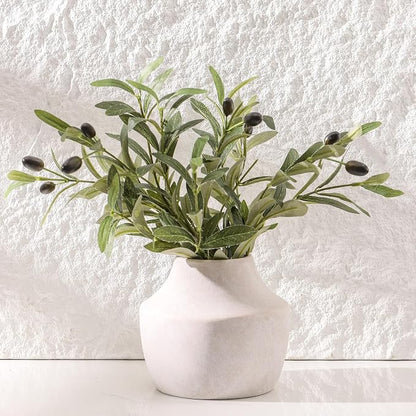 Mitt&Ditt Ceramic Flower Vase, 5.3 inch Off-White Farmhouse Rustic Vase, Handcrafted Weathered Pottery Vases, Small Flower Terracotta Vases for Home Decor, Living Room, Table, Shelf