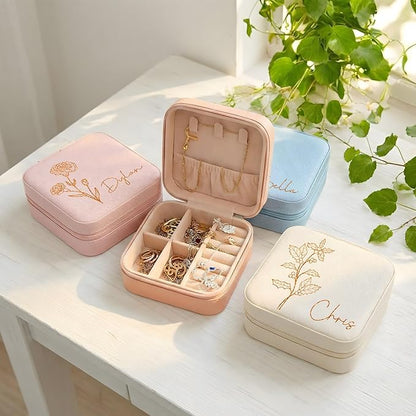 Custom Leather Jewelry Organizer Box with Name & Birth Flower – Personalized Travel Jewelry Case, Small Travel Jewelry Case, Birthday Gift for Women, Bridesmaid Proposal (Flower 3)