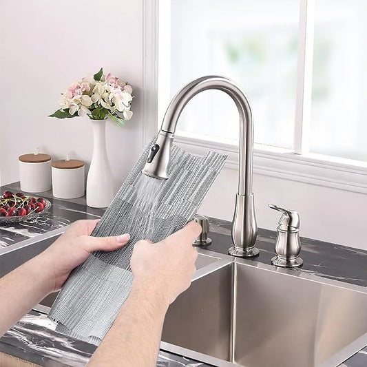 Aofmee Placemats, Heat Resistant Place Mats Set of 6, Washable PVC Table Mats, Woven Vinyl Plastic Placemats for Kitchen Dining Table, Non-Slip Stain Resistant Placemat Indoor Outdoor, Easy to Clean