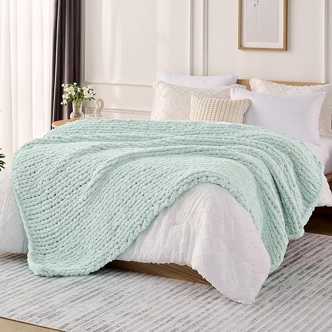 L'AGRATY Chunky Knit Blanket Throw: 60''x80'' Chenille Chunky Knitted Throw Blankets for Bed Couch - Handmade Thick Big Cable Knit Blanket - Large Crochet Rope Blankets for Home Decor(Mint Green)
